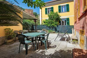 Outdoor dining - Apartment 'Casa Mia' with Air Conditioning (Rapallo)
