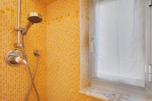 Dusche, Haartrockner