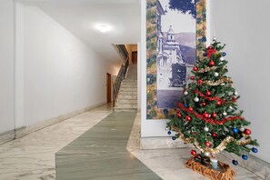 Interior - Apartment 'Margherita - Seafront' with Balcony, Wi-Fi and Air Conditioning (Rapallo)