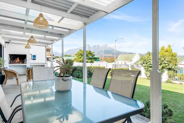 House (3 Bedrooms) | Front of property