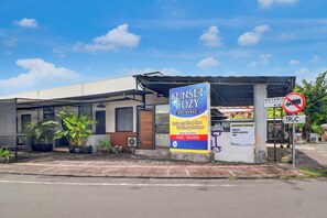 Exterior - Hotel O near Trans Studio Theme Park (Kuta)