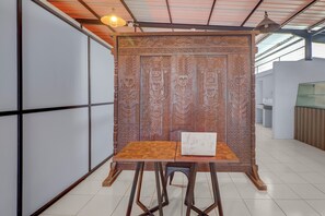 Reception - Hotel O near Trans Studio Theme Park (Kuta)