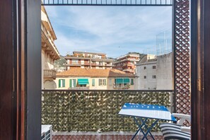 Interior - Apartment 'Sweet 16' with Balcony, Wi-Fi and Air Conditioning (Rapallo)