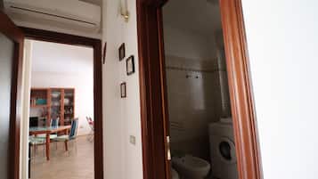 House, 2 Bedrooms, Smoking, Balcony | Interior