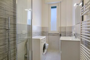Dusche, Haartrockner