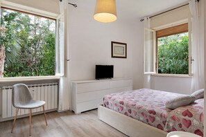 1 chambre, fer et planche à repasser, Wi-Fi