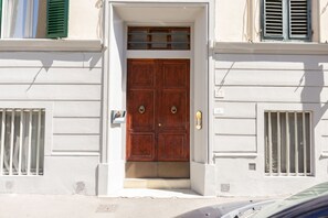 Exterior detail - San Frediano Designer Duplex (Firenze)
