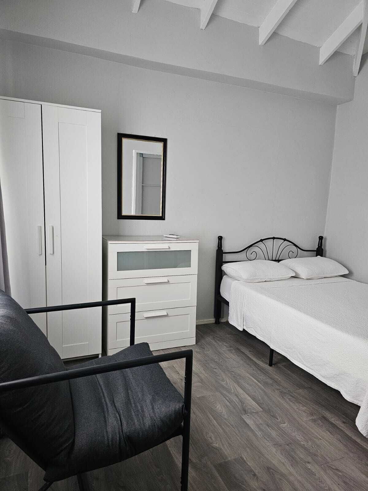 Standard Studio, Non Smoking, Kitchen | Iron/ironing board, free WiFi