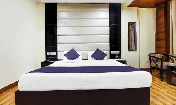Super Deluxe Room | Free WiFi - Hotel Black Diamond (Zirakpur)