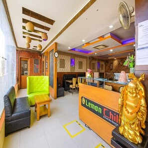 Restaurant - Hotel Black Diamond (Zirakpur)