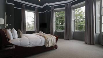 7 bedrooms, individually decorated, individually furnished, free WiFi