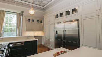 Lavavajillas, utensilios de cocina