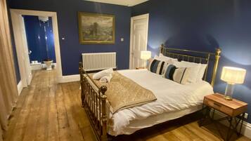 Cottage | 7 bedrooms, individually decorated, individually furnished, free WiFi