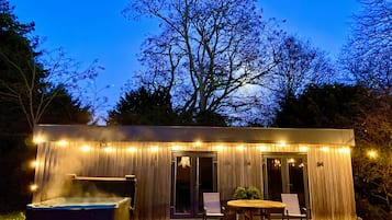 Cottage | Khu ẩm thực ngoài trời