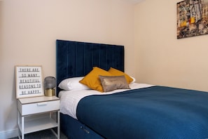 Casa, 4 quartos, vista para o jardim | 4 quartos