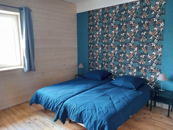 Room - Guest Room 'Chambre Myrtille' with Wi-Fi (Brû)