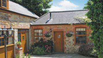 Cottage | Exterior