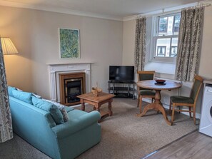 Living area - Horseshoe Cottage (Falmouth)