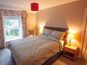 5 bedrooms, individually decorated, individually furnished, free WiFi - Dunns Cottage (Swansea)