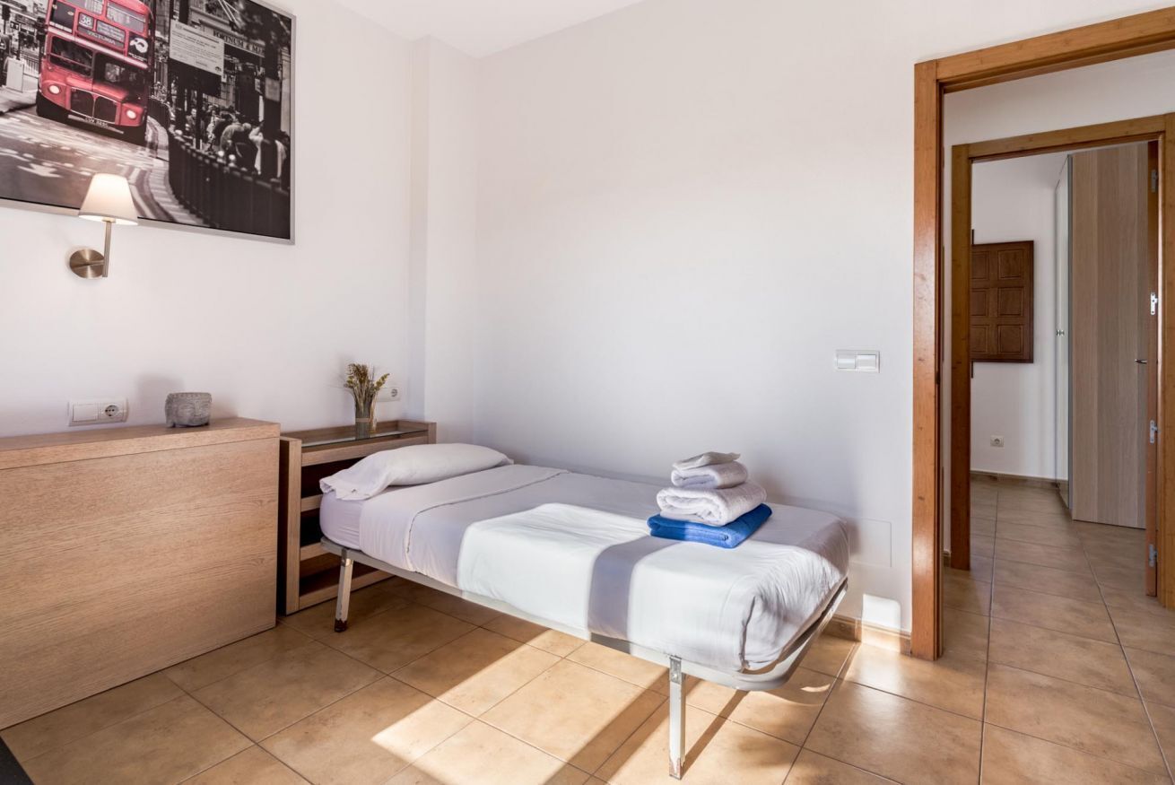 In-room safe, iron/ironing board, travel crib