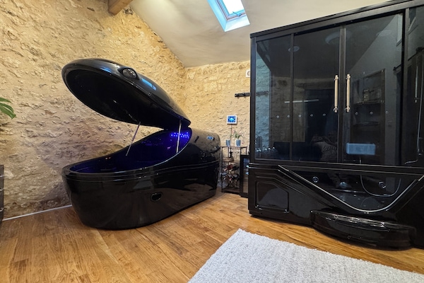 Spa with Floatation Tank, Hydrotherapy bath and steam room