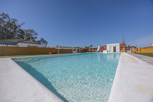 Holiday Home 'Villa Los Mangaros' with Private Pool, Wi-Fi & Air Conditioning
