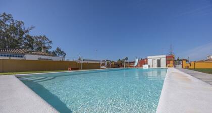 Holiday Home 'Villa Los Mangaros' with Private Pool, Wi-Fi & Air Conditioning