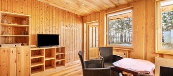 Bungalow “6 - Anglerinsel” with Lake View and Private Terrace