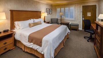 Desk, iron/ironing board, WiFi, bed sheets