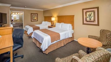 Desk, iron/ironing board, WiFi, bed sheets