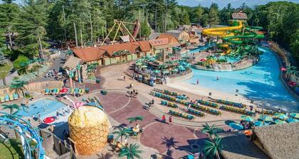 Near Merrimack College + Free Breakfast. Pool. Gym