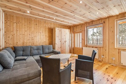 Bungalow "7 - Anglerinsel" with Lake View and Private Terrace