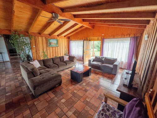 Country house ideal for families