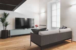 华丽公寓 | 起居区