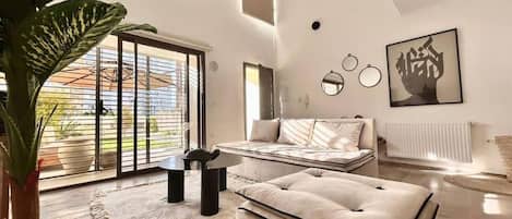 Apartment, 1 Bedroom, Accessible, Terrace | Lounge
