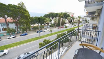 Quarto casal standard, sacada, vista para a cidade | Sacada