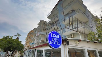 Fachada da propriedade