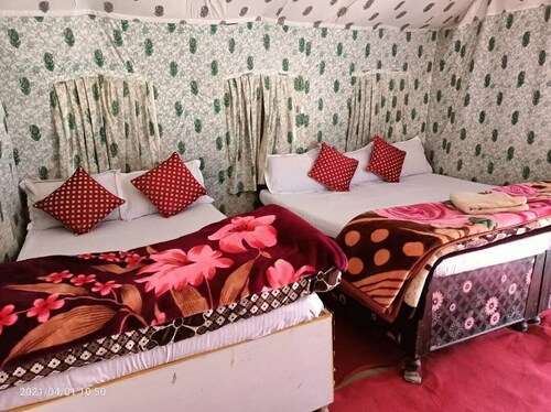 Mountain Deligh Camp Chopta