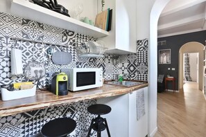 Fridge, microwave, oven, stovetop - Florence Central Market (Firenze)
