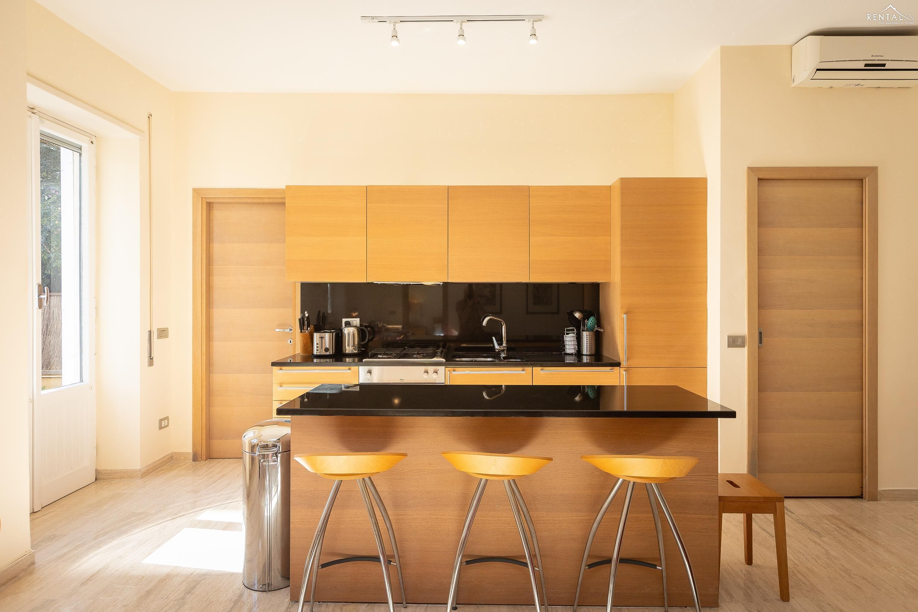 Appartement | Privékeuken | Een microgolfoven, een vaatwasser, een espressoapparaat