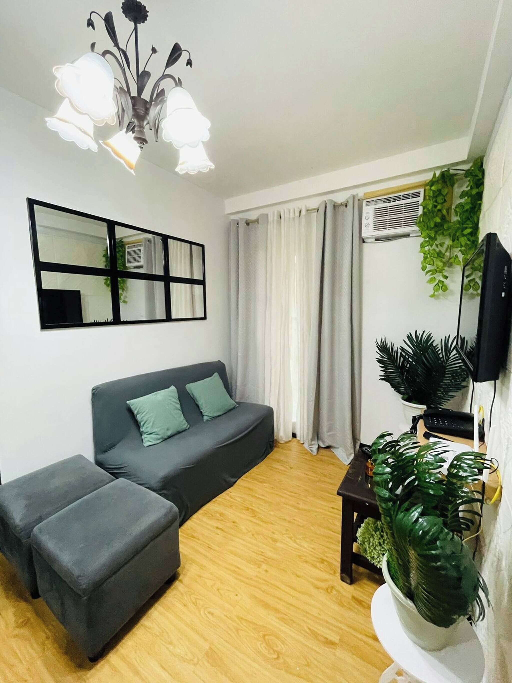Apartamento, 1 quarto, acessível, sacada | Área de estar | Livros