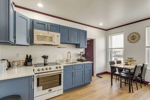 Interior - 7 Mi to Lincoln Financial! Charming Philly Apt (Darby)