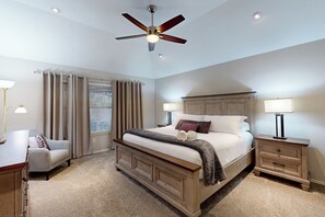 House (4 Bedrooms) | Interior - Games, Backyard & Patio: Spacious Home in Frisco (Frisco)