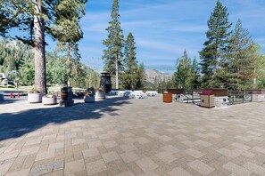 Apartment (0 Bedroom) | Interior - Everline Resort Studio w/ Luxury Resort Perks (Olympic Valley)