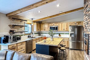 Nhà (4 Bedrooms) | Nội thất