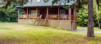 Relaxing 3BR Fireplace Deck Fire Pit