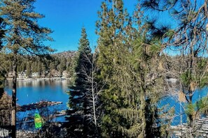 Apartment (3 Bedrooms) | Interior - 3 BR Lake Condo w/ Shared Pool & Spa (Lake Arrowhead)