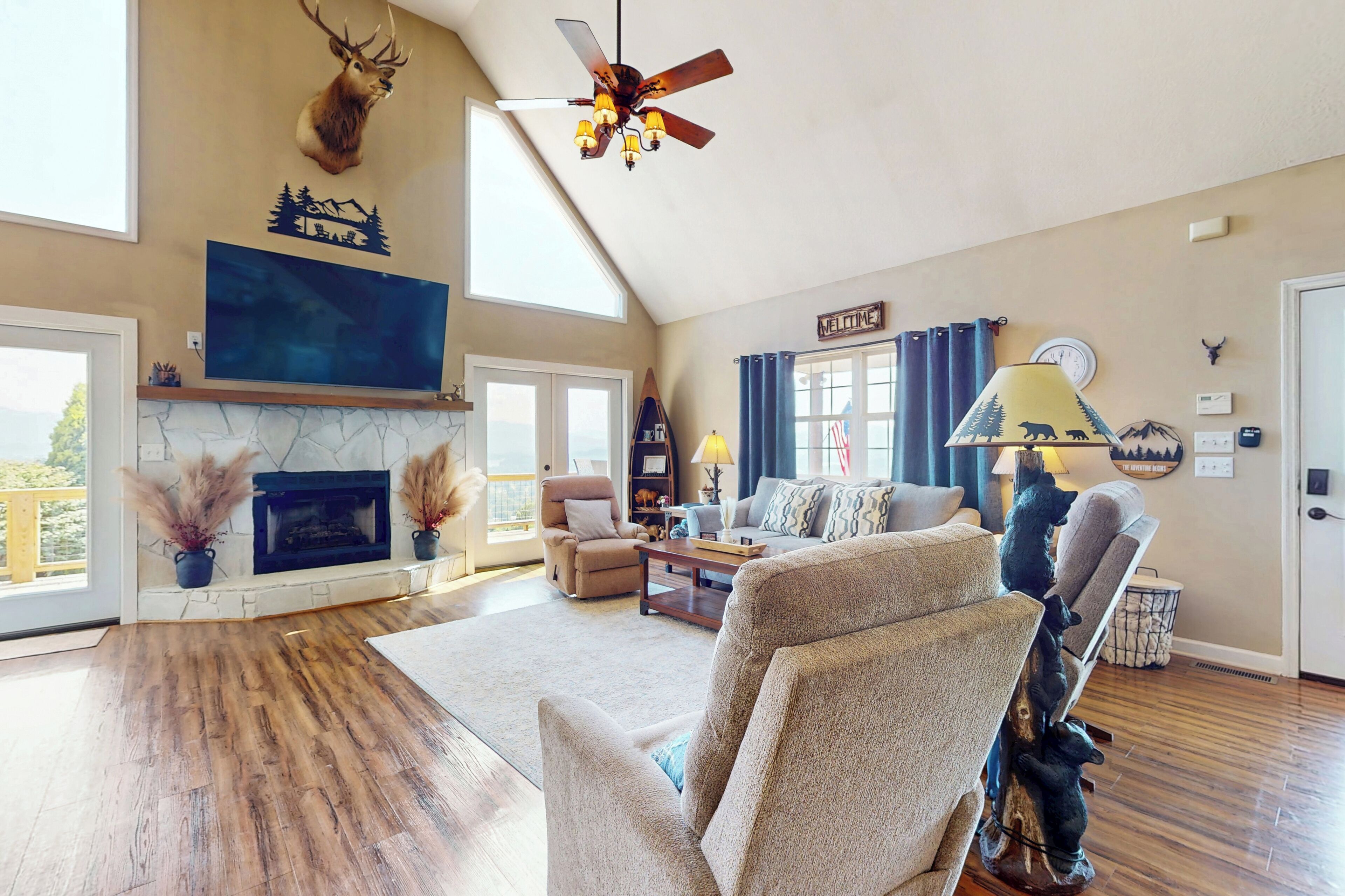 House (3 Bedrooms) | Interior