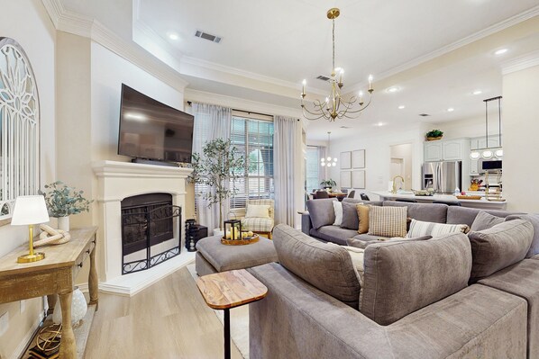 House (3 Bedrooms) | Interior - Pool & Outdoor Bar! Spacious Getaway in Sachse (Sachse)