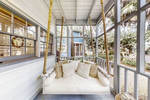 House (1 Bedroom) | Interior